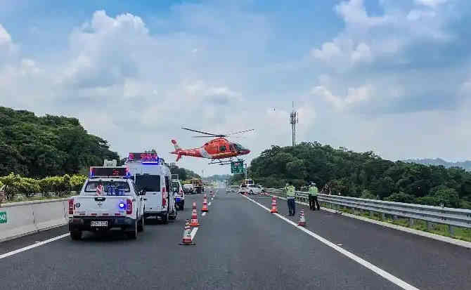 天等高速公路汽车救援案例